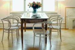 Bugholzstuhl P 209 mit Arm weiß