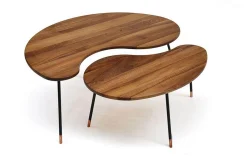 Couchtisch Kidney massiv Nussbaum