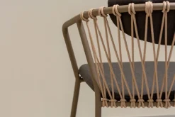 Designstuhl Baga mit zweiteiger Polsterung braun