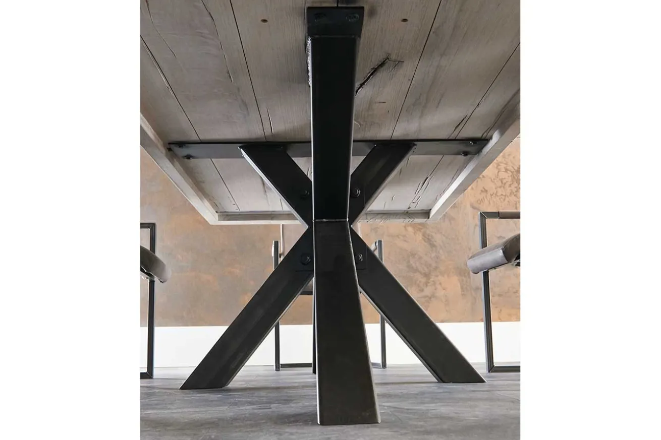 Esstisch Chicago extreme Kante ab 200 cm