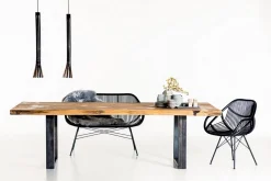 Tisch Wagoon Alteiche massiv Metallgestell
