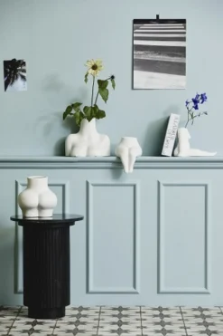 Vase Sitting Body Keramik weiß