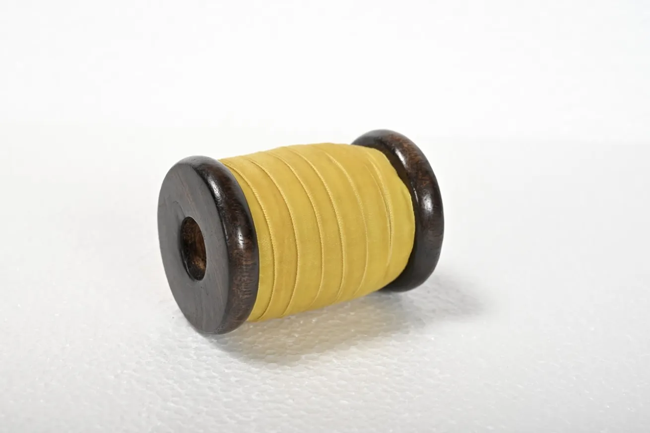 Velvet-Samt Band Ribbons 10m gelb