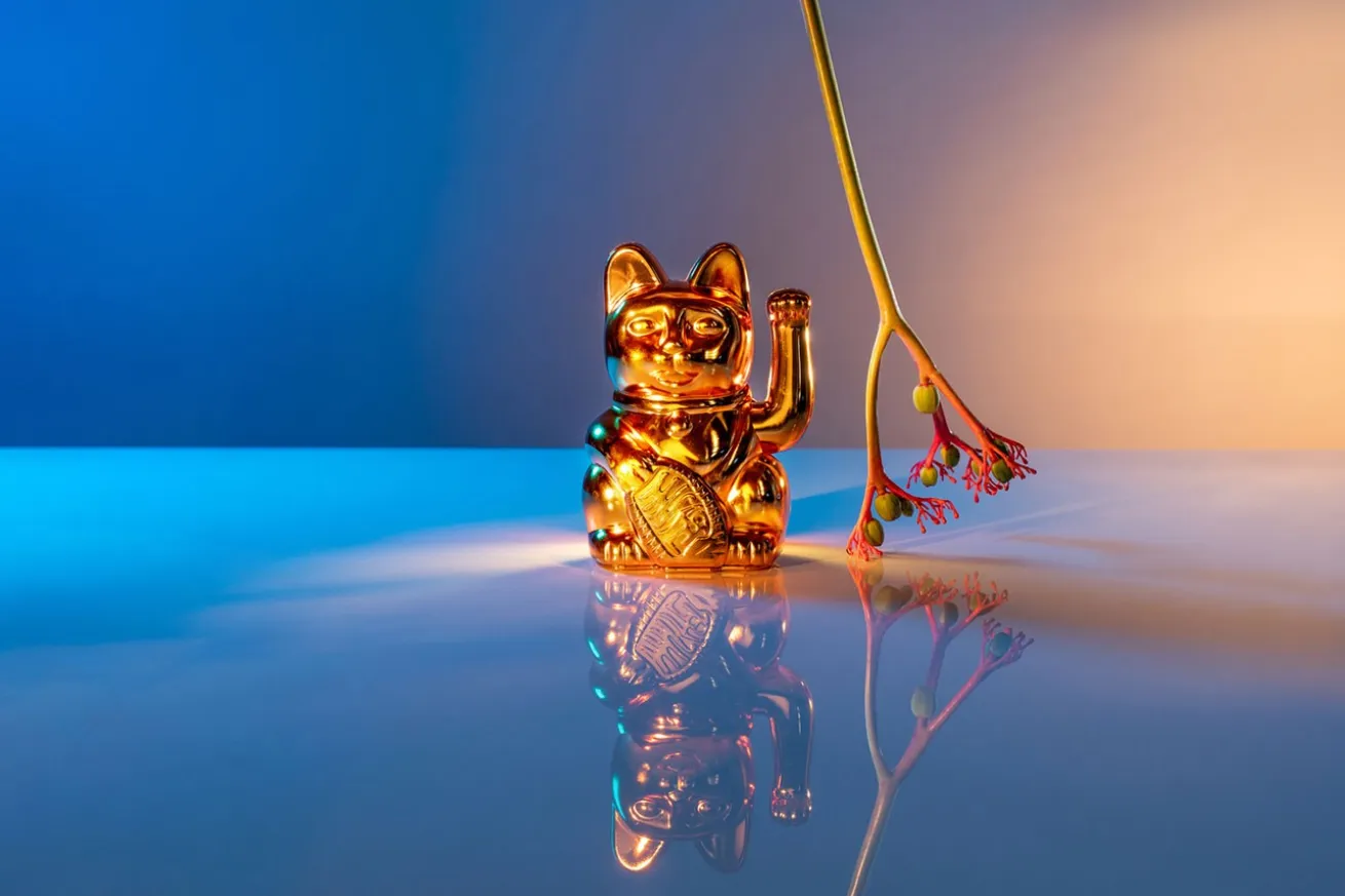 Winkekatze Lucky Cat shiny kupfer